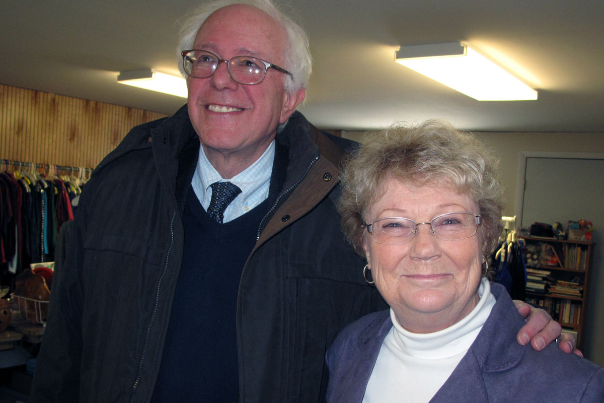 Read more about the article Sanders Visits Poultney’s “Young at Heart” Senior Center