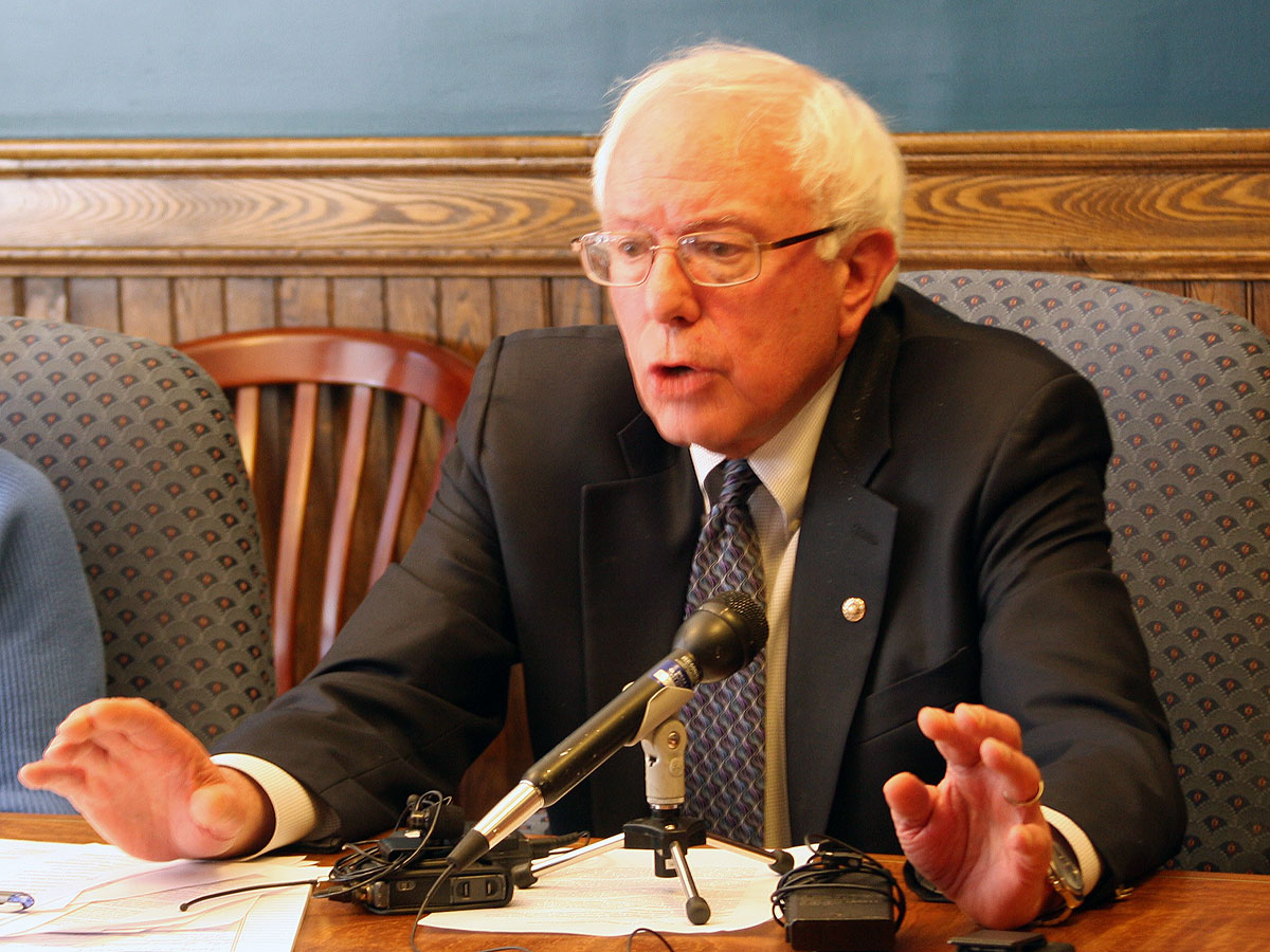 Read more about the article Sanders meets with Vermont community health center leaders